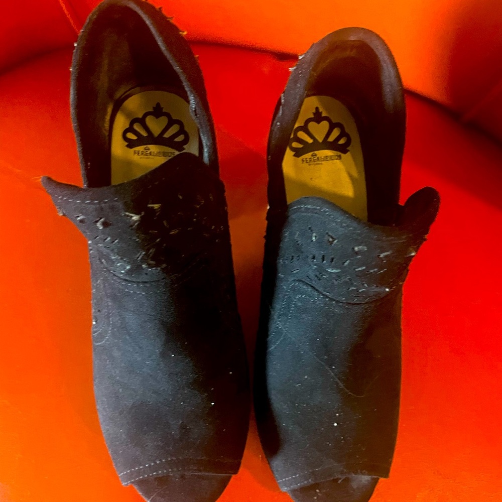 Mules black suede Fergalicious brand